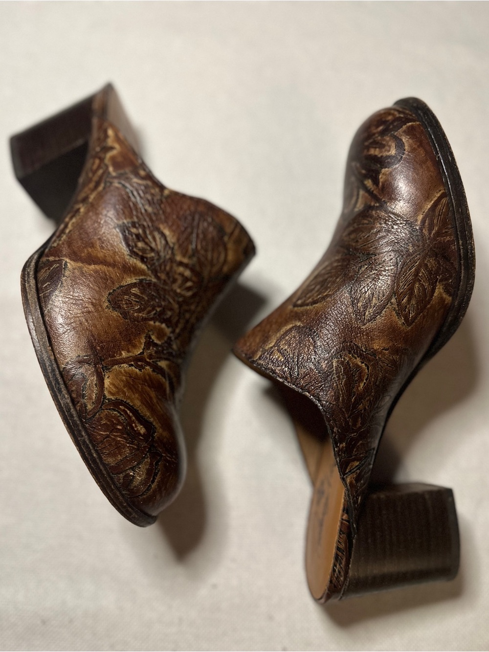 PATRICIA NASH Ruffina Leather Tooled Mules Chocolate Gold Floral Clogs | 7.5 - Picture 4 of 9